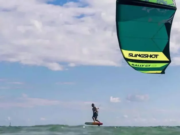 kite-lessons-foiling